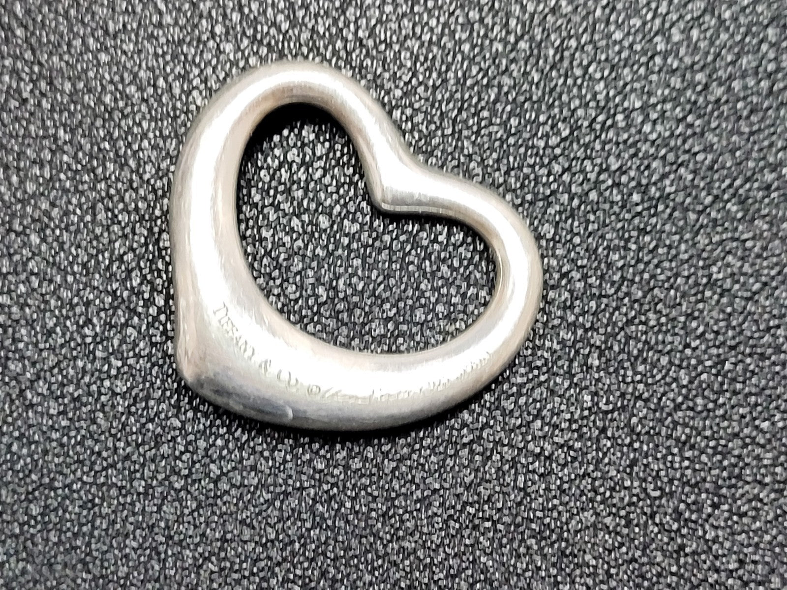 Tiffany & Co Elsa Peretti 925 Sterling Silver Heart Pendant