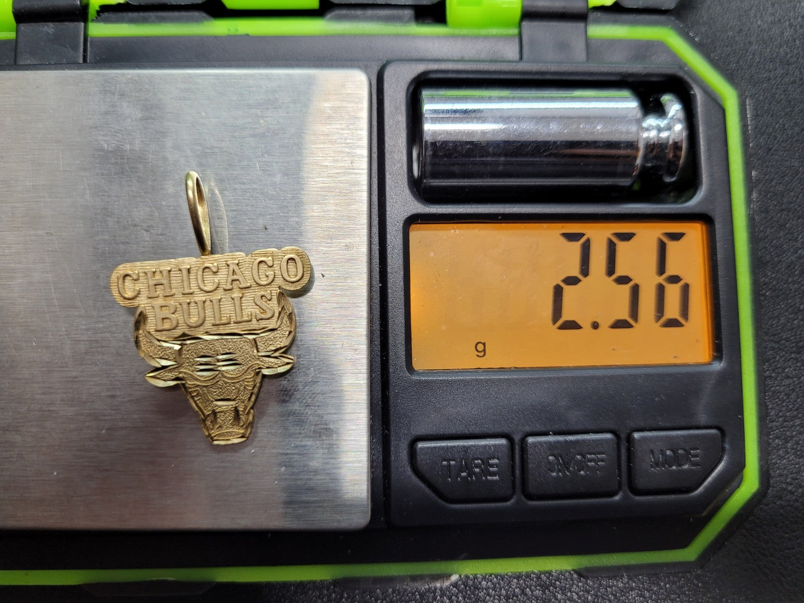 1987 Chicago Bulls 14k Gold Pendant Basketball NBA Jordan