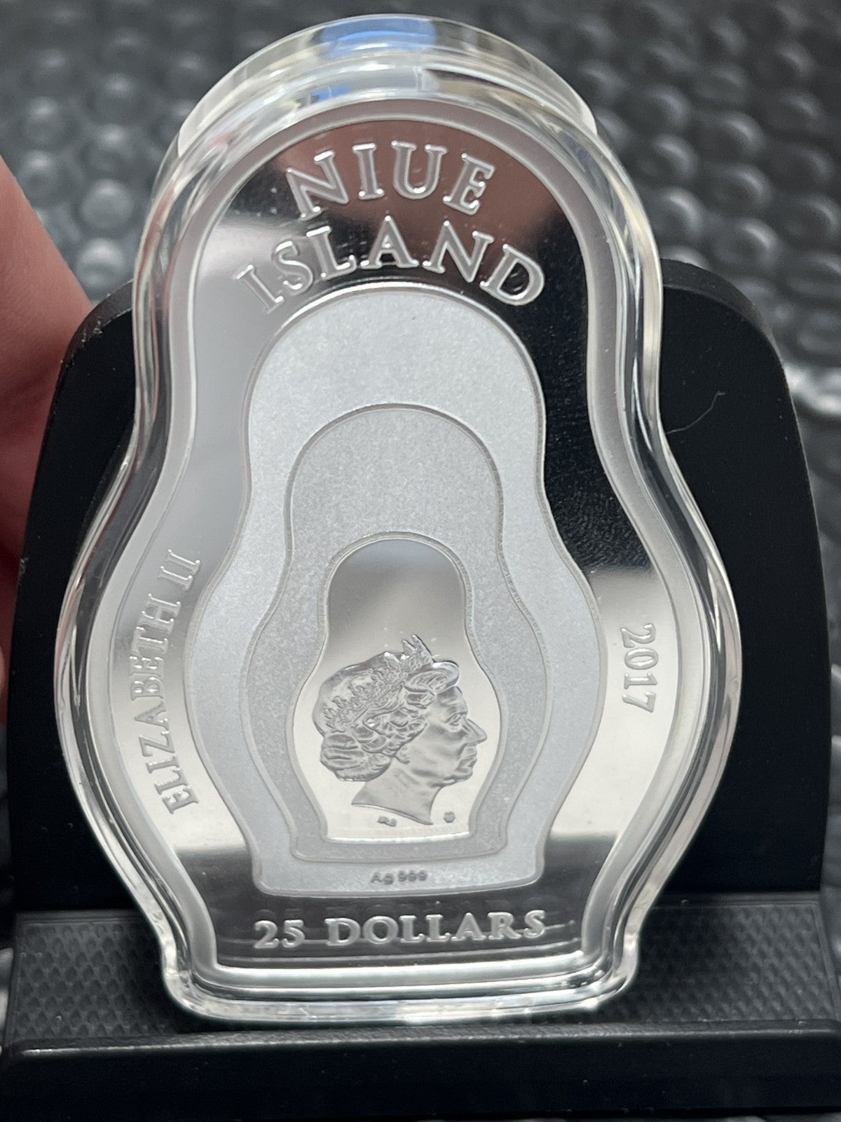 NIUE 2017 25 Dollar Silver - Matryoshka Nesting Doll 10 oz silver coin
