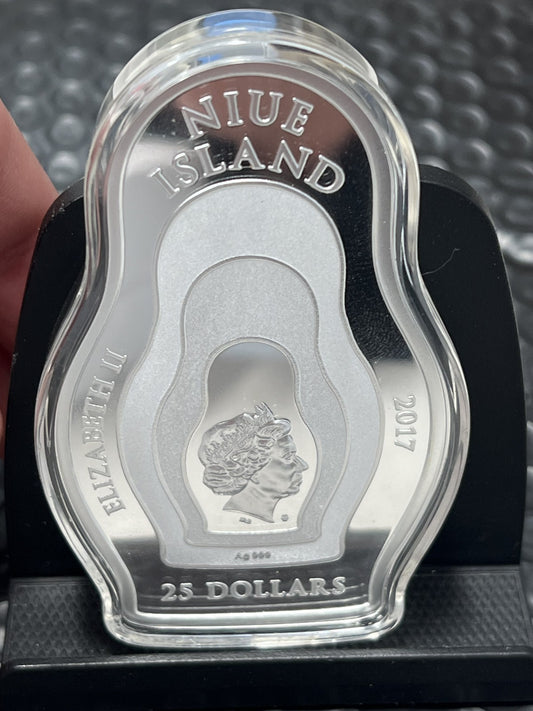 NIUE 2017 25 Dollar Silver - Matryoshka Nesting Doll 10 oz silver coin