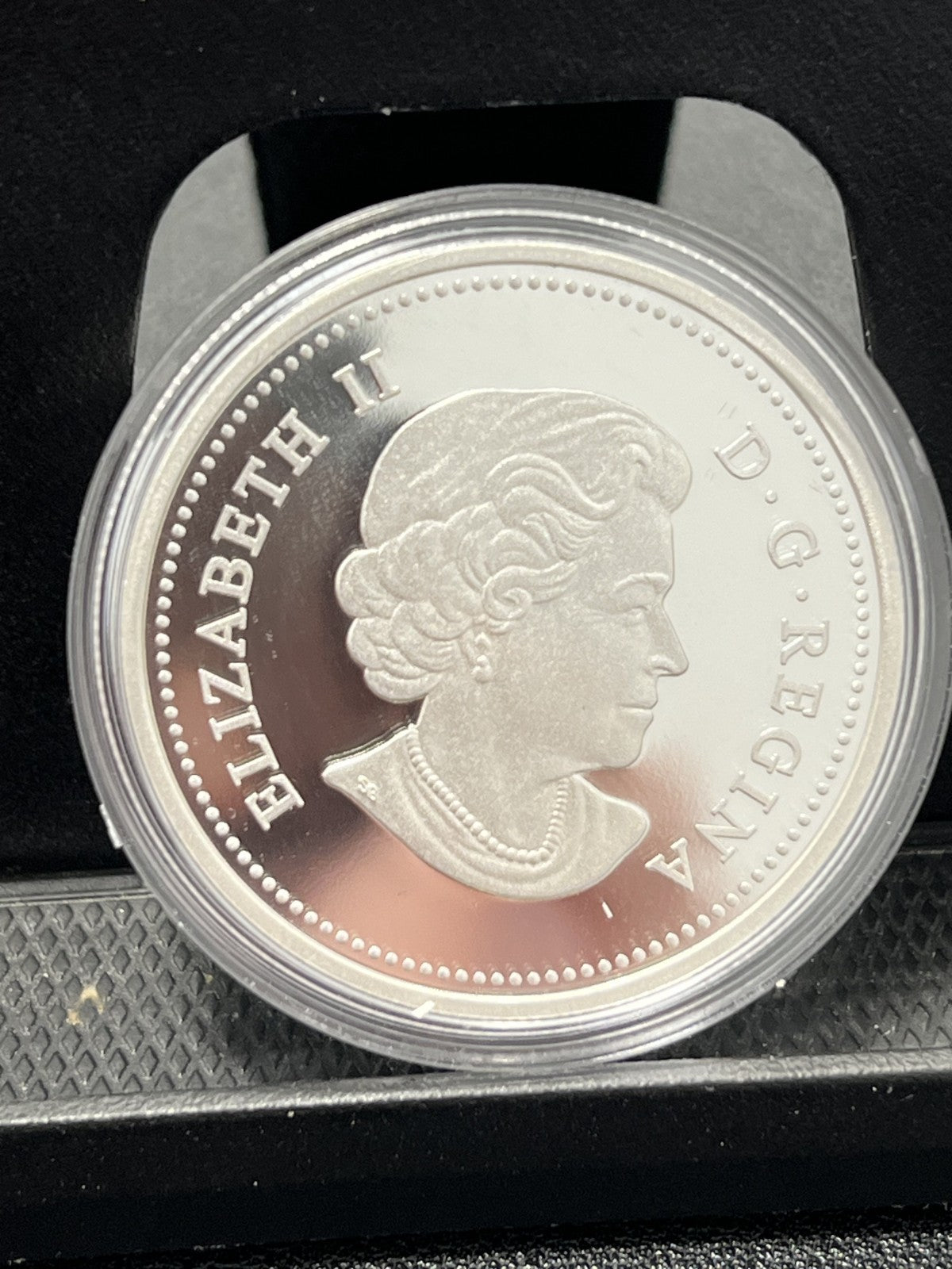 2013 Canada $15 1 oz Fine Silver Coin with Hologram Maple of Peace with Box/COA