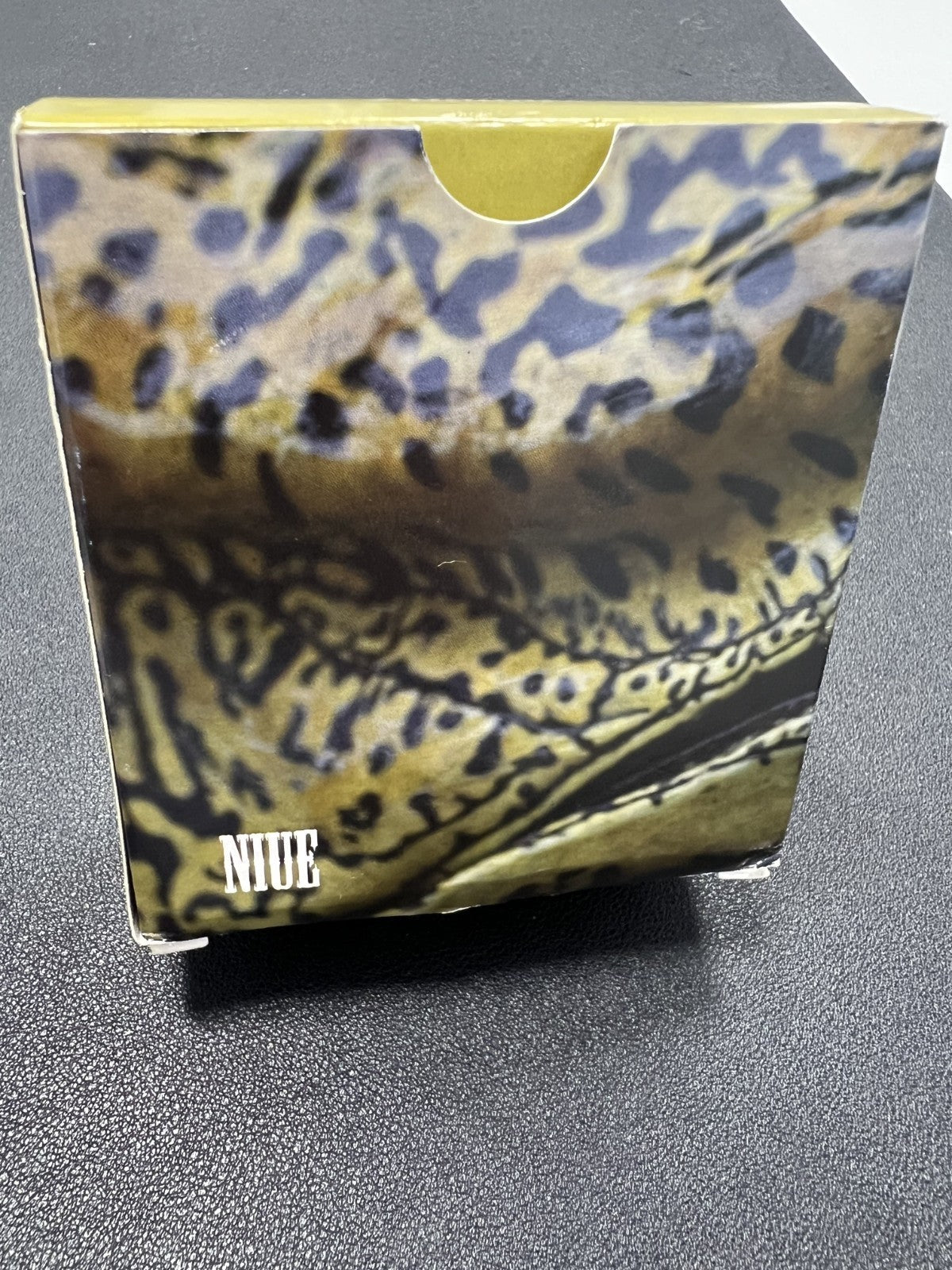 2013 $2 Niue 1 oz CROCEYE Crocodile Animal Skin Silver Coin Box & COA