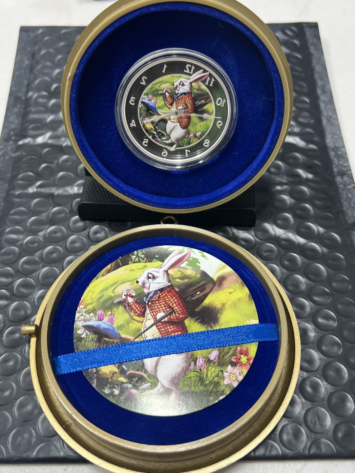 2011 NUIE Silver 1 oz coin - White Rabbit with box & COA