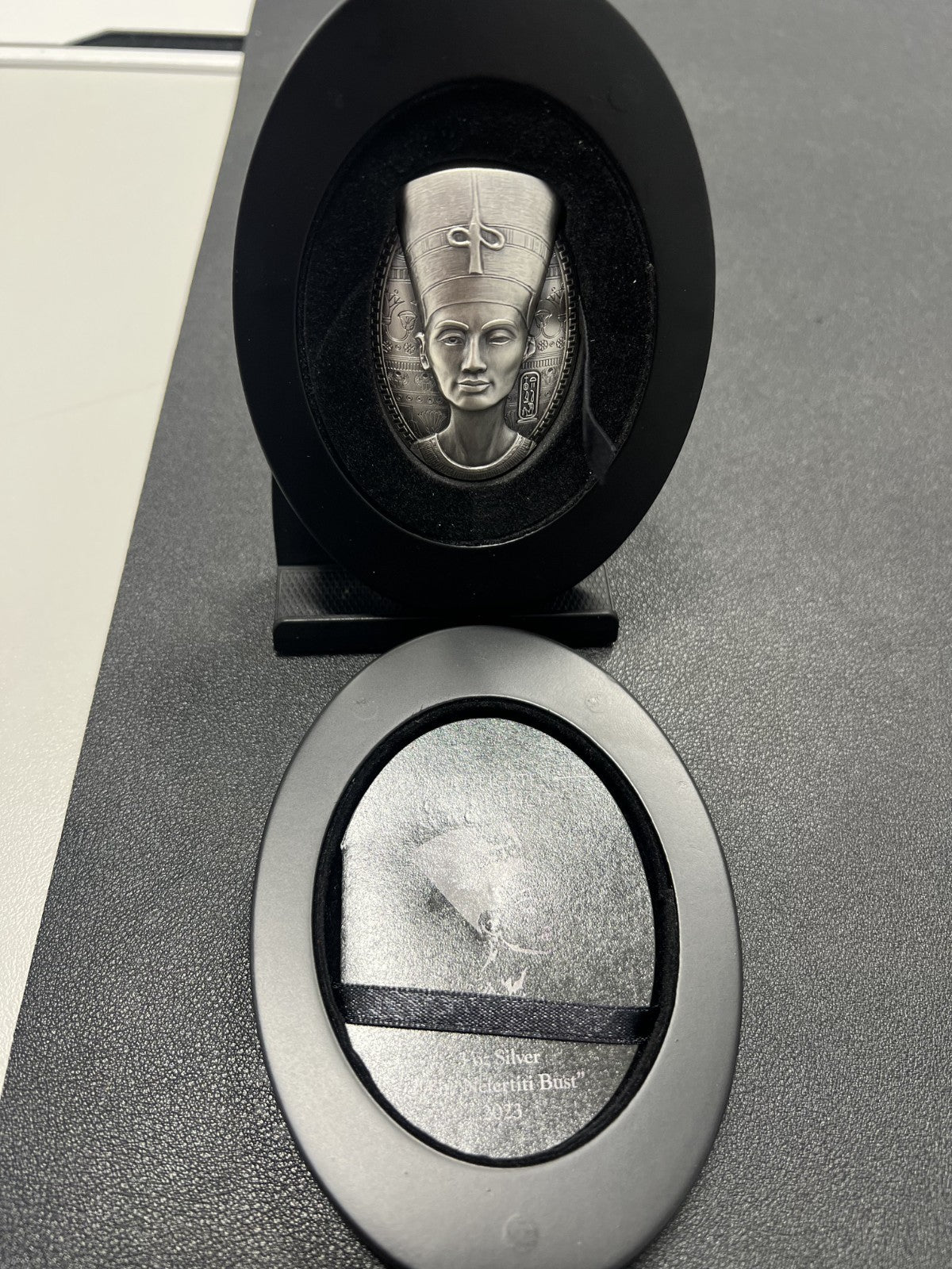 2023 NEFERTITI BUST 3 OUNCE ANTIQUED SILVER with box and COA